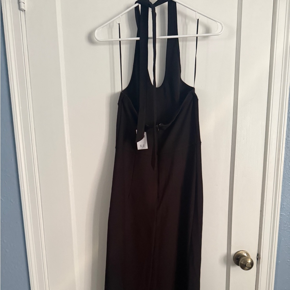 Elegant Black Sleeveless Dress
